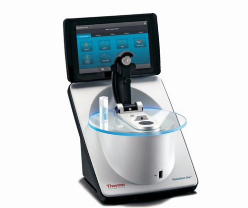 UV-Vis spectrophotometry (Nanodrop)